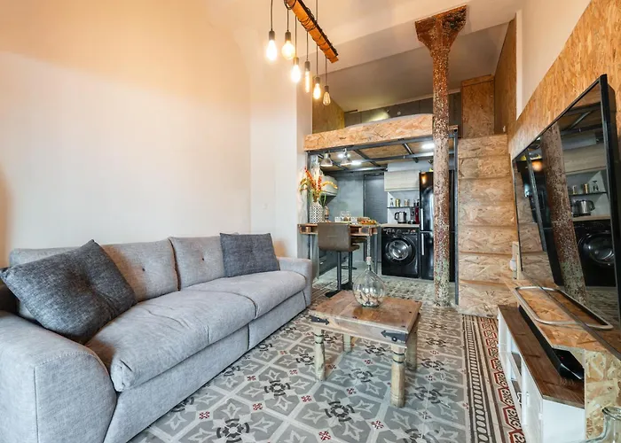 Le Loft - Un Voyage Urbain Au Coeur De La Ville